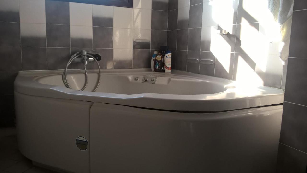 אספרובלטה Cavo Paradiso Villa מראה חיצוני תמונה