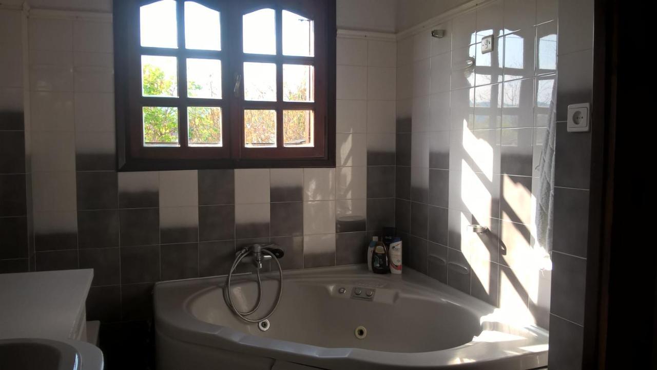 אספרובלטה Cavo Paradiso Villa מראה חיצוני תמונה